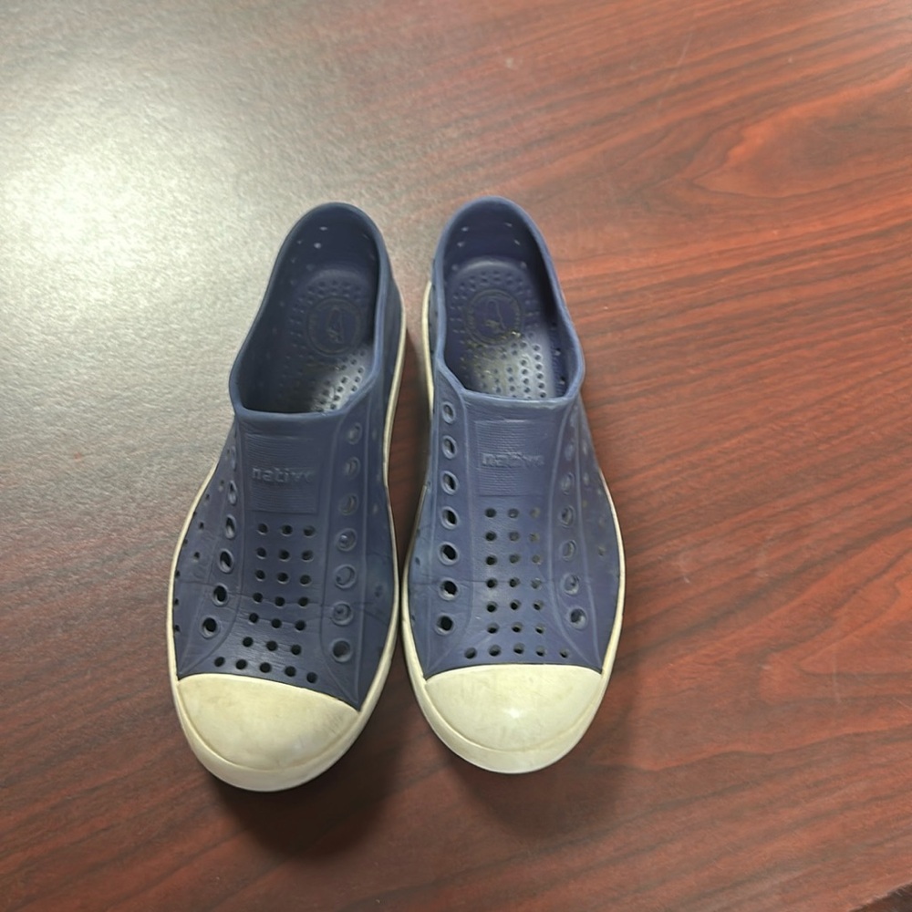 Natives size 13.